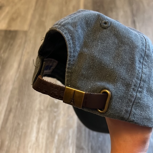 Hat - Picture 2 of 3